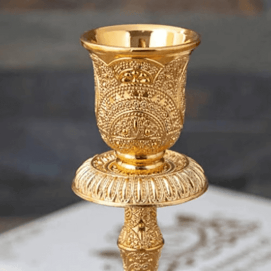 Dekorativa Ljusstakar i Metall