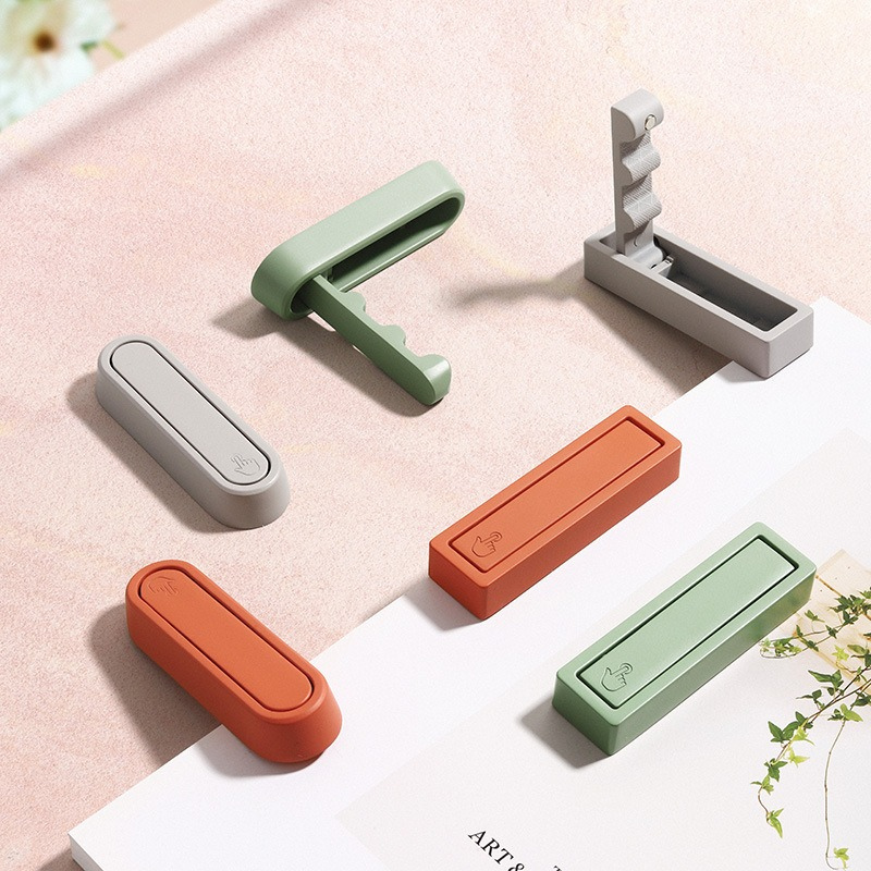 Fällbar Väggkrok i Metall – Platsbesparande Förvaring